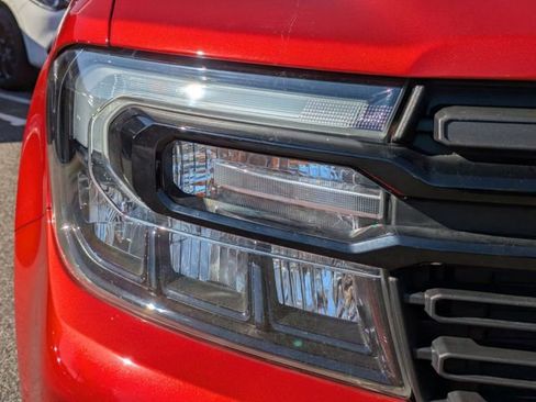 Used 2023 Ford Maverick Lariat w/ Lariat Luxury Package image 11