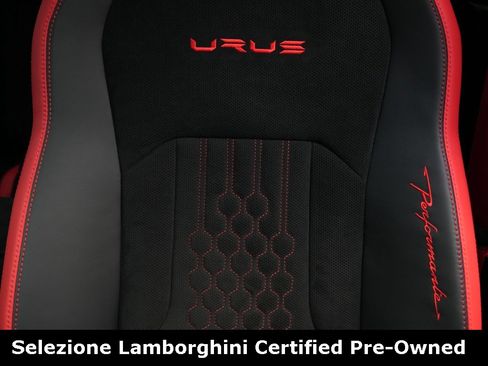 Used 2024 Lamborghini Urus Performante image 34