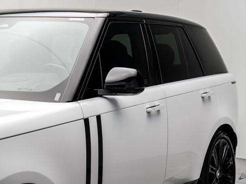 Used 2024 Land Rover Range Rover SE AWD/4WD image 27