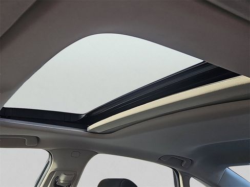 Certified 2023 Honda Civic EX image 9