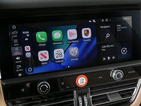 Certified 2026 Porsche Macan Turbo AWD/4WD image 15