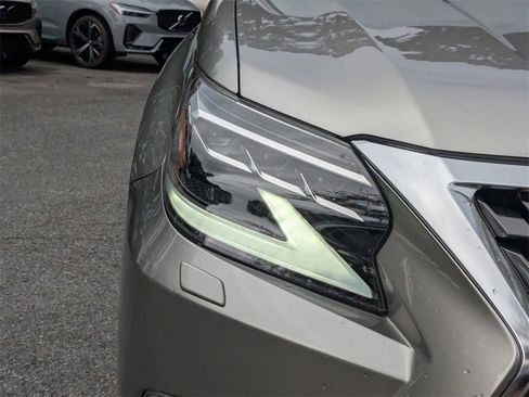 Used 2023 Lexus GX 460 Premium image 10