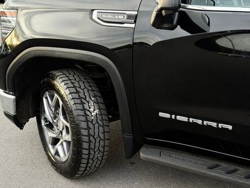 Used 2022 GMC Sierra 1500 SLT w/ SLT Convenience Package image 5