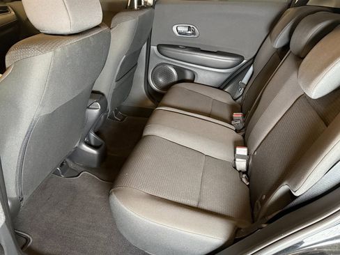 Used 2021 Honda HR-V LX image 19