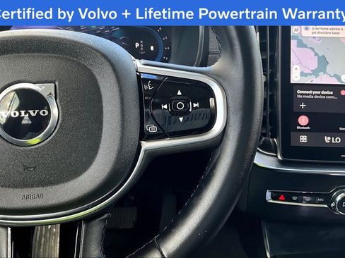 Certified 2025 Volvo XC90 B6 Plus image 26