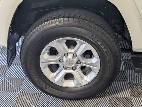 Used 2021 Toyota 4Runner SR5 Premium AWD/4WD image 9