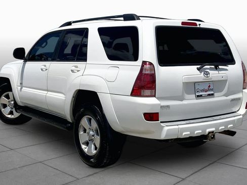 Used 2005 Toyota 4Runner SR5 RWD image 11