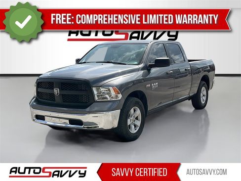 Used 2019 RAM 1500 Classic SLT image 3