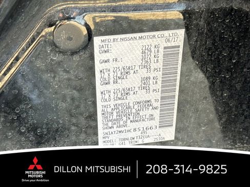 Used 2017 Nissan Rogue SV AWD/4WD image 28