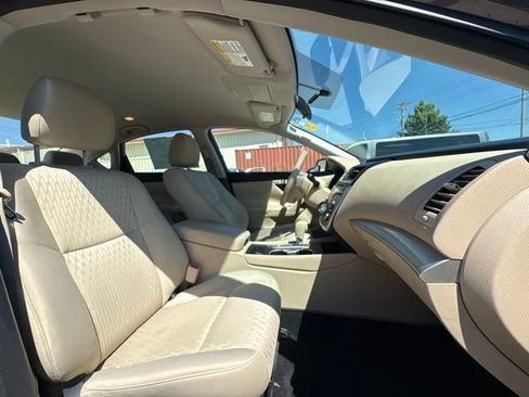 Used 2016 Nissan Altima 2.5 S w/ Power Driver Seat Package FWD image 14