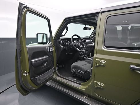 Used 2021 Jeep Wrangler Unlimited Sport AWD/4WD image 8