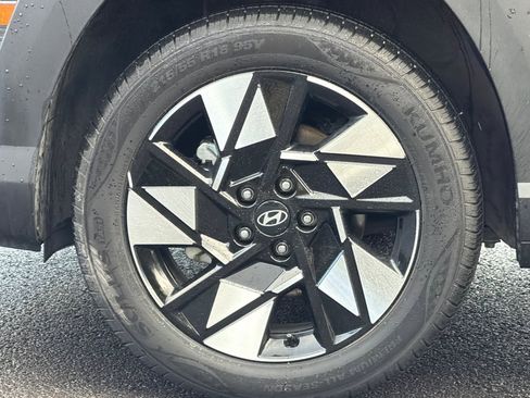 Used 2024 Hyundai Kona SEL image 25