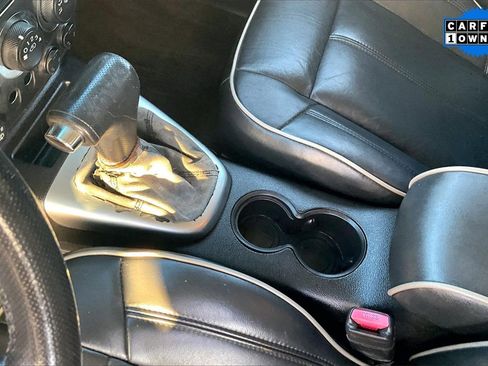 Used 2006 HUMMER H3 Luxury image 16