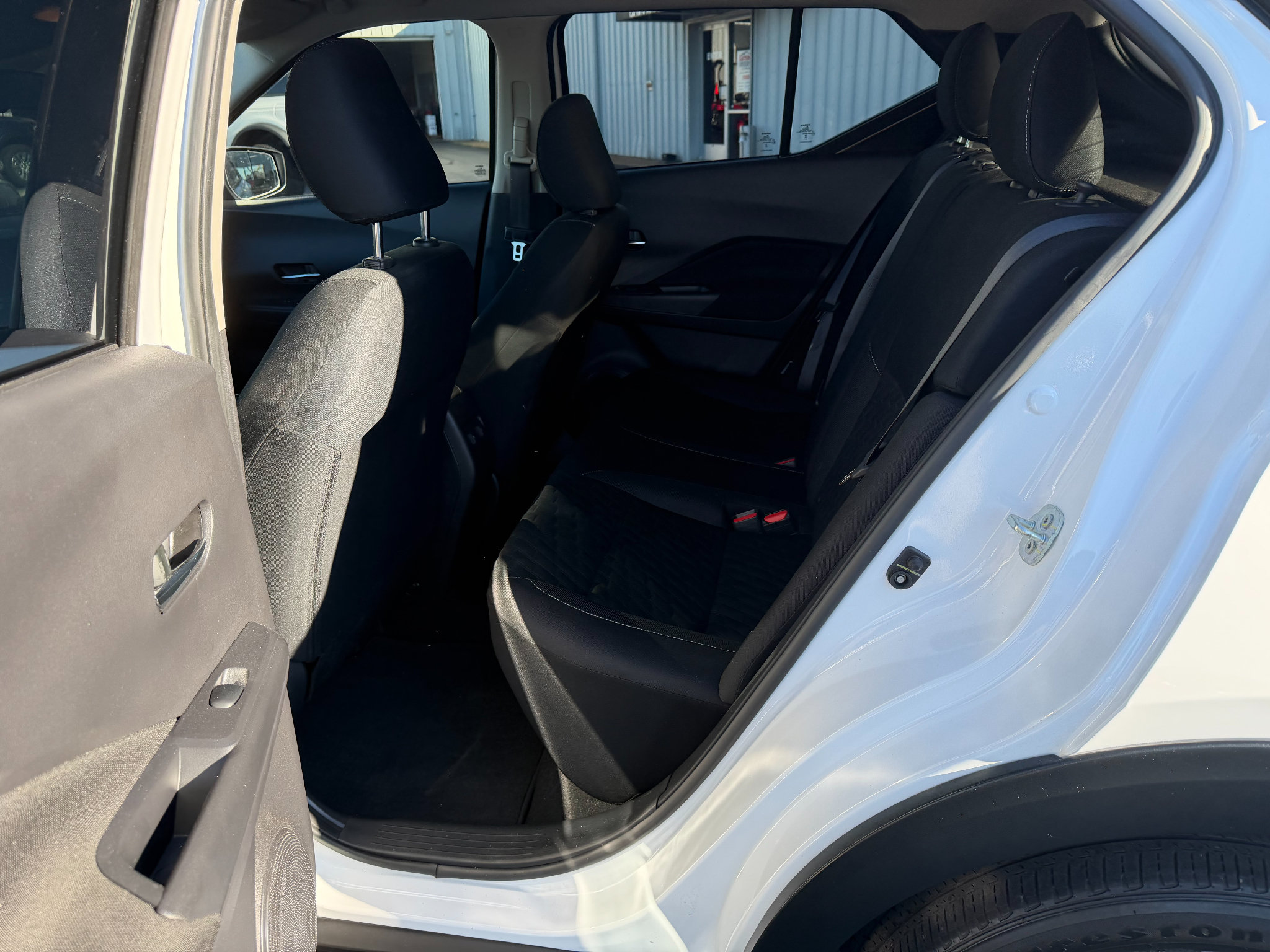 Used 2024 Nissan Kicks SV FWD image 6