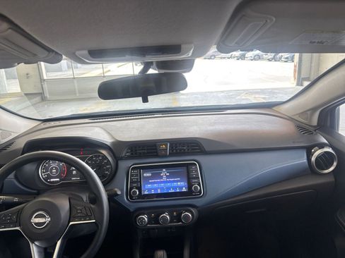 Used 2025 Nissan Versa SV w/ Trunk Package FWD image 36