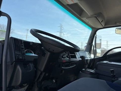 New 2025 Chevrolet Low Cab Forward 6500XD RWD image 17