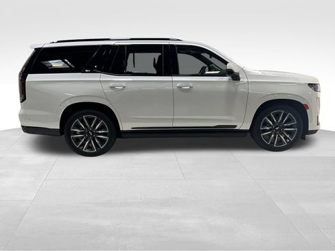 Used 2023 Cadillac Escalade Sport Platinum AWD/4WD image 4