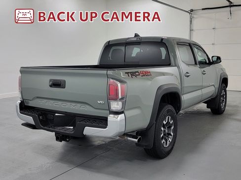 Certified 2023 Toyota Tacoma TRD Off-Road AWD/4WD image 9
