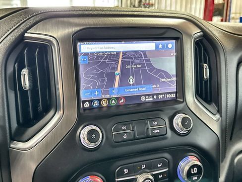 Used 2022 GMC Sierra 3500 Denali AWD/4WD image 21