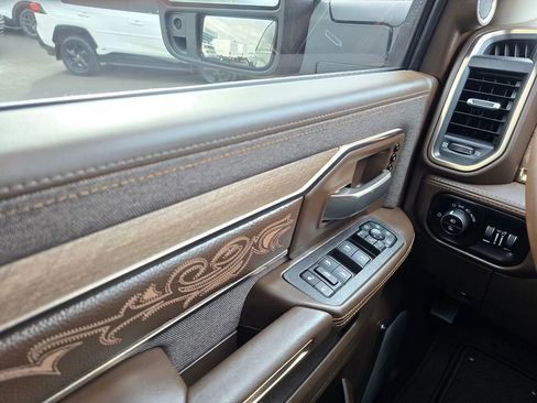Used 2026 RAM 2500 Limited image 30