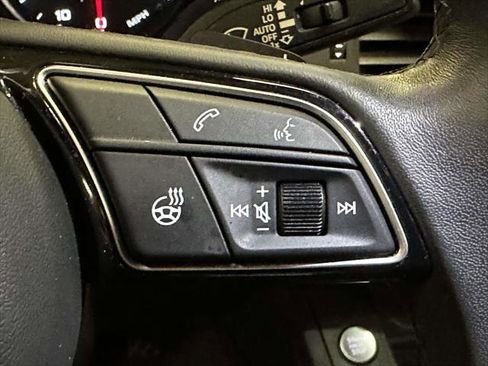 Used 2023 Audi A4 2.0T Premium w/ Convenience Package image 22