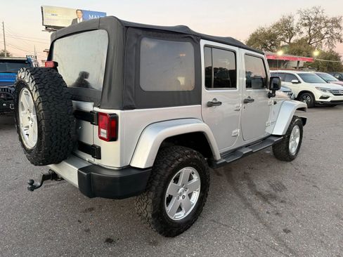 Used 2012 Jeep Wrangler Unlimited Sahara w/ Connectivity Group image 5