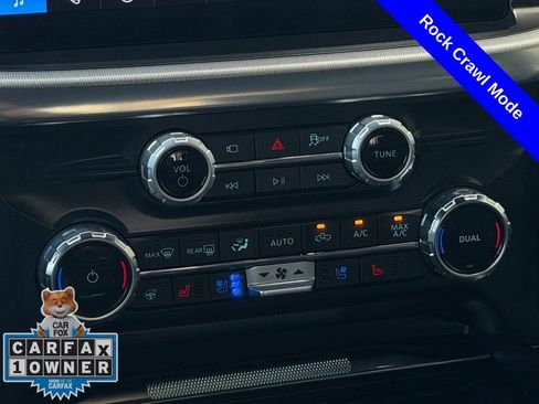 Used 2025 Ford F150 Lariat w/ Equipment Group 502A High AWD/4WD image 17