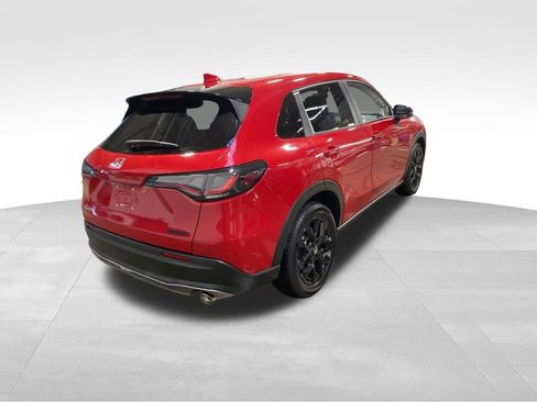 Certified 2023 Honda HR-V Sport image 9