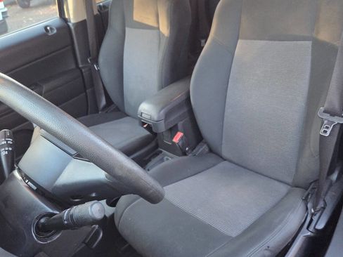 Used 2013 Jeep Patriot Sport w/ PWR Value Group image 22