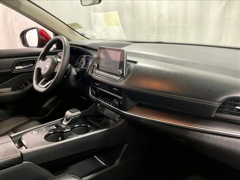 Certified 2024 Nissan Rogue SV w/ SV Premium Package image 14