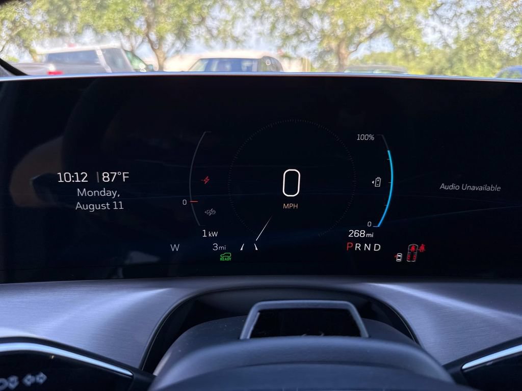 New 2026 Cadillac Vistiq Sport w/ LPO, Floor Liner Package AWD/4WD image 28