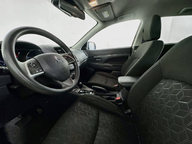 Used 2024 Mitsubishi Outlander Sport LE AWD/4WD image 18