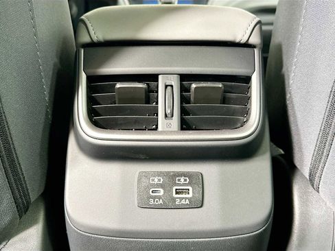 Certified 2025 Subaru Outback Premium w/ Popular Package #1A image 24