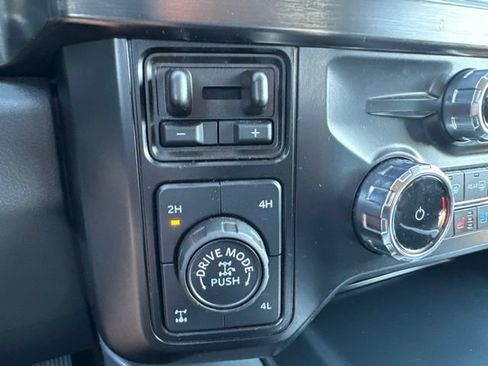 Used 2025 Ford F350 Lariat w/ Tremor Off-Road Package AWD/4WD image 17