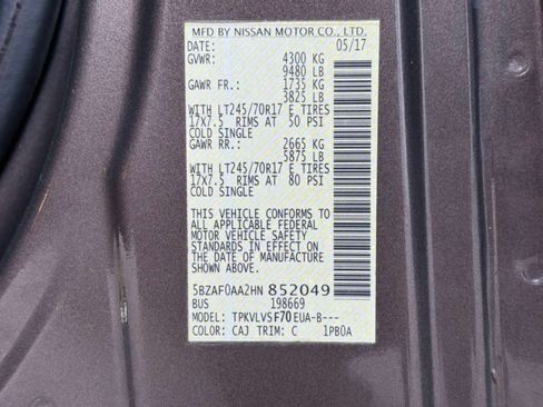 Used 2017 Nissan NV 3500 SL image 39