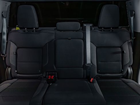 Used 2024 GMC Sierra 1500 Elevation image 23