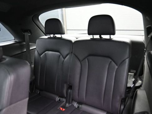Used 2018 Audi Q7 3.0T Premium Plus AWD/4WD image 31
