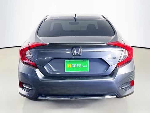 Used 2019 Honda Civic Touring image 8