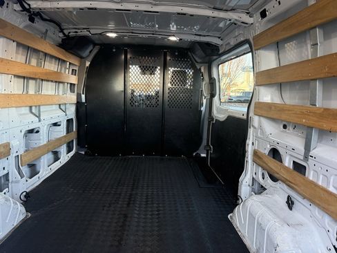 Used 2018 Ford Transit 250 130 Low Roof w/ Exterior Upgrade Package image 12