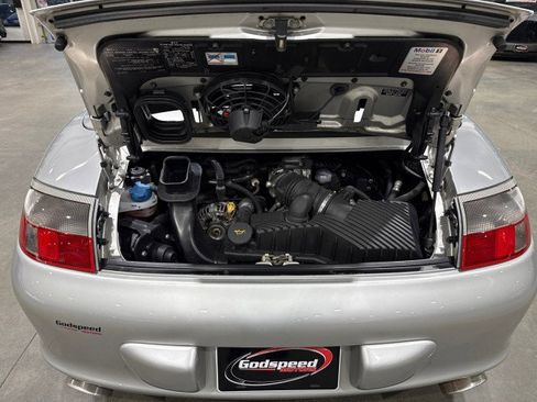 Used 2004 Porsche 911 Carrera 4 image 18