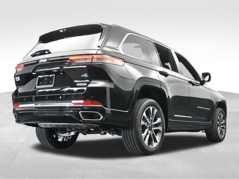 Used 2024 Jeep Grand Cherokee Overland w/ Luxury Tech Group IV image 52