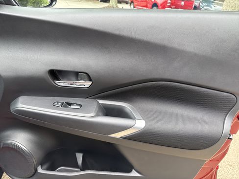 Used 2023 Nissan Kicks SV FWD image 14