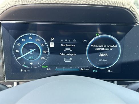 New 2025 Hyundai Elantra SEL image 19