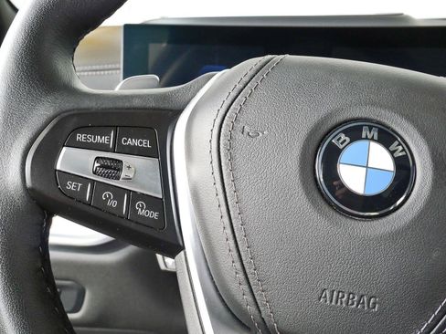 Used 2024 BMW X5 xDrive40i w/ Premium Package AWD/4WD image 11