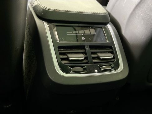 Used 2023 Volvo XC90 B5 Core image 26