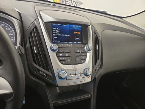 Used 2016 Chevrolet Equinox LT w/ Convenience Package image 21