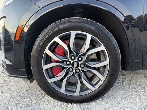 Certified 2024 Cadillac XT6 Sport w/ LPO, Floor Liner Package image 12