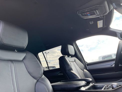 New 2026 Jeep Grand Wagoneer Limited image 19