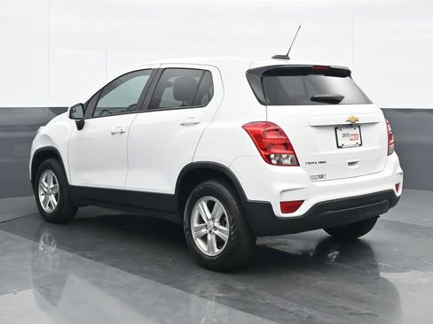 Used 2021 Chevrolet Trax LS w/ LPO, Cargo Package image 4