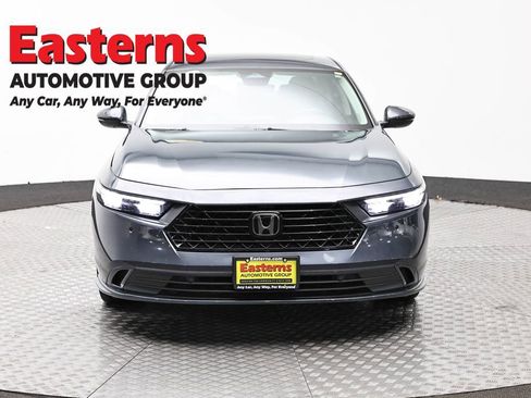 Used 2024 Honda Accord EX-L image 2